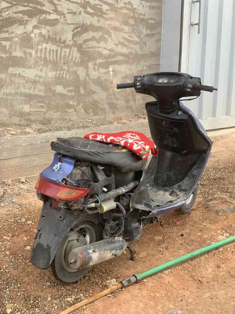 السلام عليكم وينهم جماعت الكلك اجاكم الحجز اطفرو😂 اريد اراوس بكلك دراجتي فراشه فحل بيها مكينه مال ماكس نشطه كلش عوزها ترتيب بسيط كلها شغاله ردت اصبغ شاصيها وفصخت بس تعاجزت كفراتها مال الصفاح ماكو رايدها مراوس ب اربعه كير كلك


**إذا كنت صاحب هذا الإعلان وتريد حذفه لأي سبب، رجاءا أرسل رسالة إلى الدعم الفني**