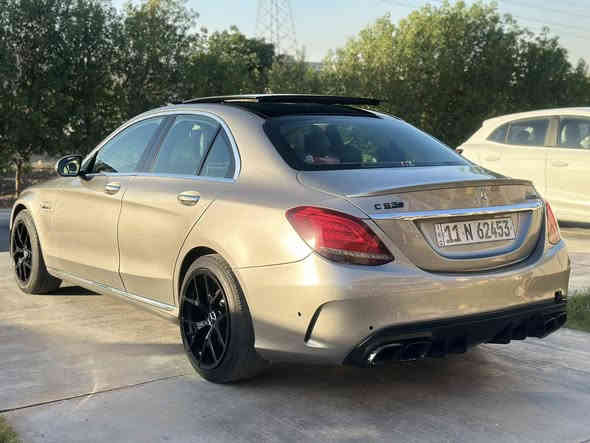 السلام عليكم 
مارسدس  كت c300 2019 AMGللبيع او مراوس 💯
حادثها مثل ما موضح بلصور حادث امريكا فقط بدون دواخل بدون ايرباك تحديث كامل AMG
رقم بغداد الجديد♻️
كير كفاله مكينه مفتوحه ✅

ماشيه 56mi 

مواصفات : 1/1

كت AMG 
✔️دبل ماوس
✔️بانوراما 
✔️سستم صوت بلمستر
✔️رادار امامي  جانبي نقطه عمياء  
✔️شاشه جبيره
✔️كشنات كهرباء 
✔️كشنات خزن وتدفئه
✔️داخل اسود
✔️جنطه كهرباء 
✔️دشبول دجتيل ٣ انظمه

 
 مكان السياره 
بغداد حي الجامعه📍

اي استفسار 

***********
ياسر الراوي☎️
