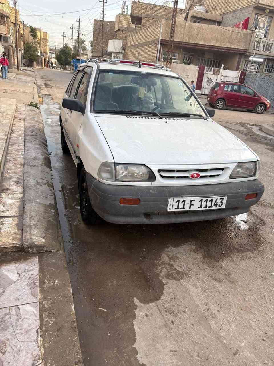 السلام عليكم سايبة موديل 2010 حلوة وخير من الله سيارة بية صبغ جاملغ وبنيد اثر نكاد زنجار ودواير خلفيات شواصي مكفولات ميكانيك كله شغال السعر المطلوب 35 وبية مجال 
مكان سيارة الزعفرانية ***********
