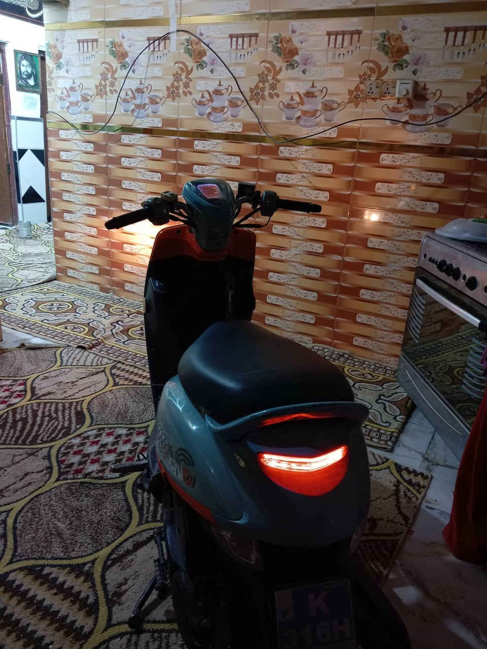 اسلام عليكم اخوتي بوليس للبيع گلشي بلاد فقط لشوتة مبدلة كهربائيات كلها شغالة لئشاره لورة نكطعت وموجودة هيه وفيشتها مراياتها موجودة دراجة حلوة ناعمة لعنوان ابو الخصيب جيكور السعر مليون و100 وبيها مجال رجائن لمو شراي لا يتعبني واتساب وشريحه ***********
