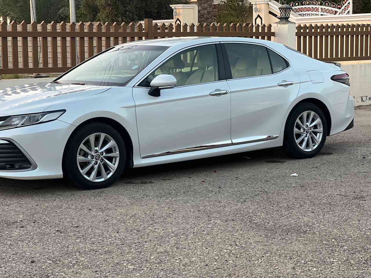 سلام عليكم للبيع كامري ٢٠٢٣ خليج سعر٢٥٥ اي ستفسار ***********
