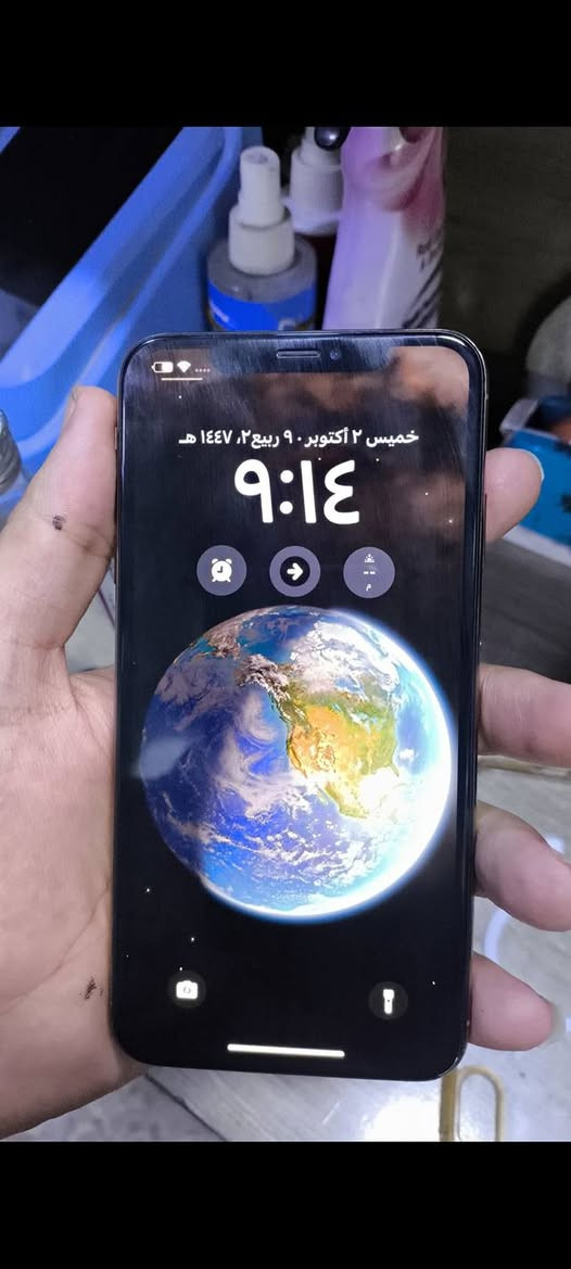 سلام عليكم اكس ماكس بلادي فقط مبدل بطاريه اصليه 

كامل ملحقات كارتون وشاحن وكارت وحافظ جدا نضيف للبيع 

السعر 220 مكاني بغداد الكماليه ***********
