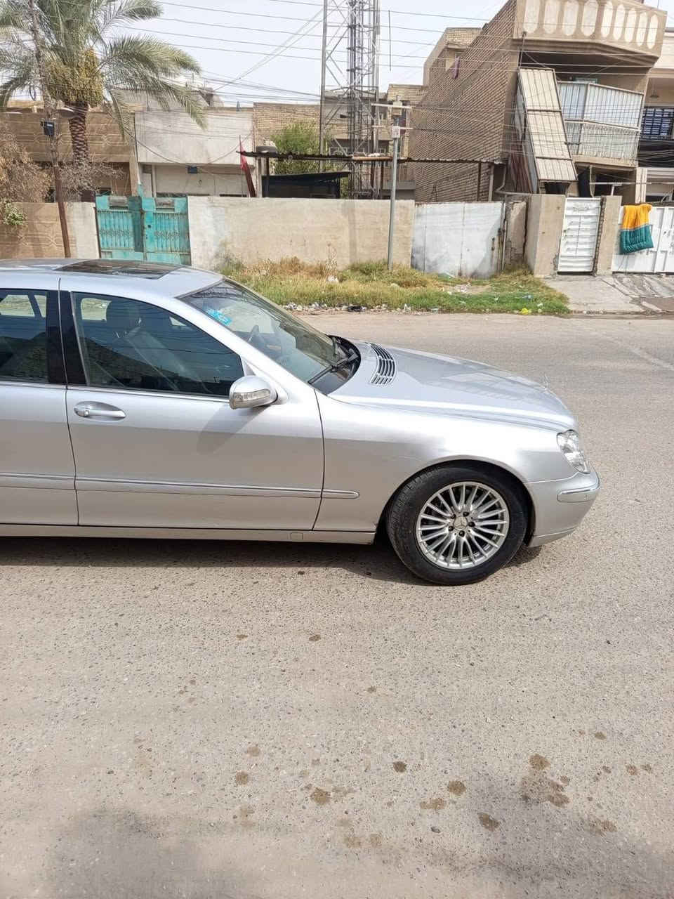 غواصة ٢٠٠٣ باب طويل كامله مكمله صبغ قطعه وحده الباقي بلادي سعرها ١٢٠ وبيها مجال *********** بغداد
