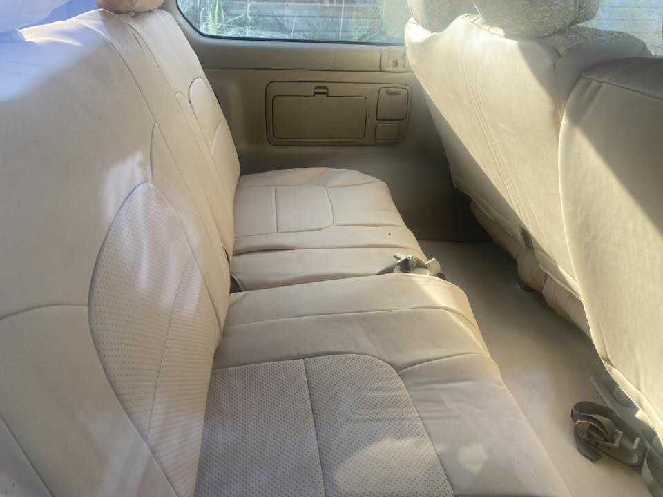 لاندكروز 2006 سيارة حلوة ومرتبة كير مكينة كلة جديد بلادي تدفئة تبريد سيارة بيها صبغ مكينة ستة سلندر
رقم بصرة 
مكانها بغداد سيارة 
***********
