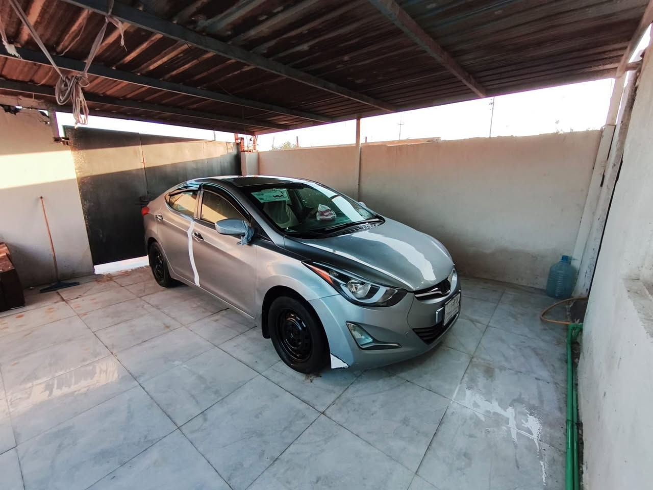 النترا موديل 15 وارد امريكي محرك 2000 دوش رقم بصرة سنويه جديده بيهه ينيد امبدل وبيهه رشات صبغ 3 قطع سياره جديده وجاهزة من كلشي مابيهه اي نقص محرك وكير وحداده وتبريد شرط الفحص سعر 90 عنوان بصرة هاتف *********** ماشيه 150
