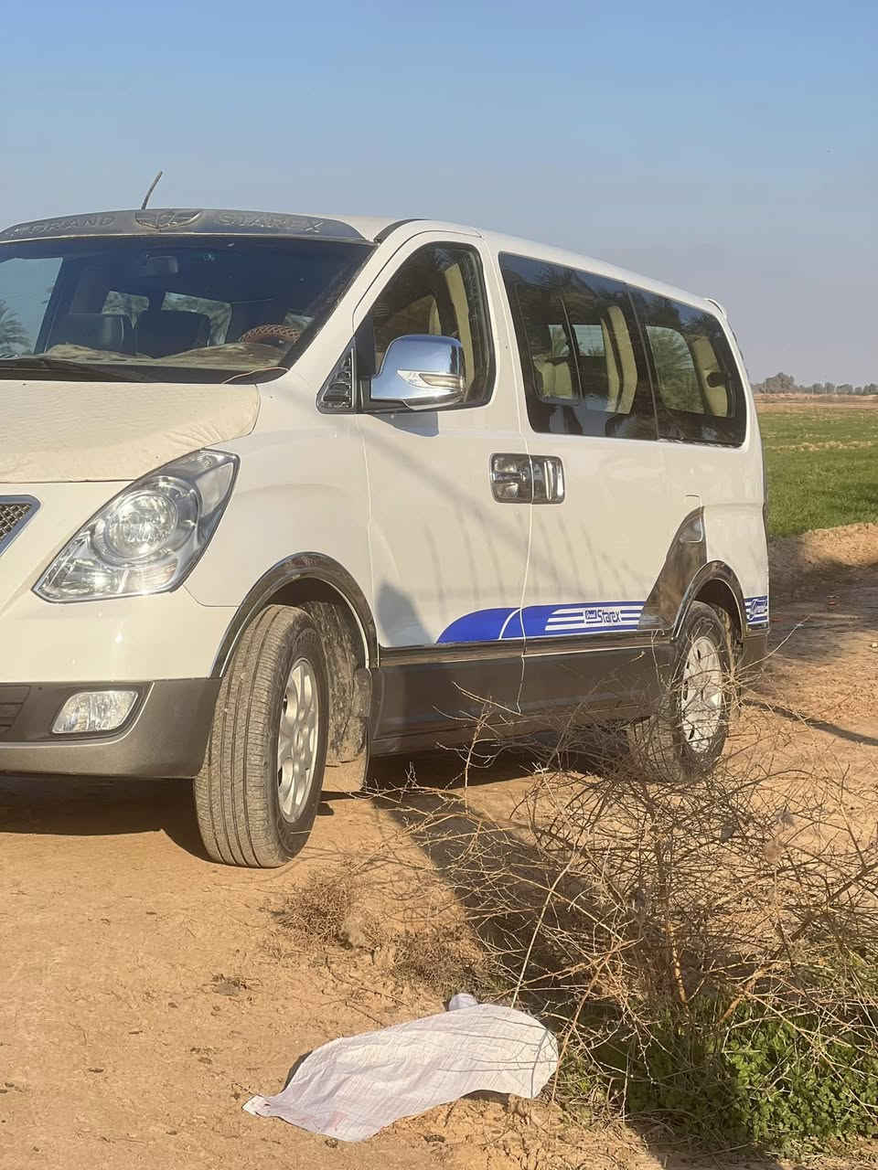 بسم الله للبيع او مراوس 
2013 رقم بغداد مكاني الضلوعيه 
***********
مكفوله عدا شبر بالربع الاخير يم البك لايت 
كير محرك صدر دواخل تخم تاير كلشي بيها جديد 
استخدام شخصي ماطابه كراج 
السعر 164 وبيها مجال قليل حك التقدير 
للبيع وللمراوس بموديل اقل
