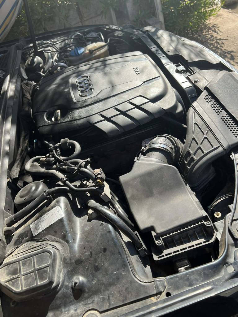 Audi 2012
گاز مەکینە 20 توربۆ گێر عادی سەیارەکە زۆر خاوێنە سەنەویەو ڕەقەمی نوێیە بەناوی خۆمە بێ کێشەیە بێشو دواوەی توندو تۆڵە تازە کراوەتەوە ، پاتری نوێیە چوار تایەی تازەیە ڕەشی قەتران ، 4 پارچەی سبوخە بێ ژۆرێ بێ ئێرباگ  پێشو دواوەی کەپسە ،گاز زۆر کەم دەخوات زۆر بە هەڵمەتە ، مواسەفات ، کوشن هیتەر ، چوار جامی کارەبا تعدید سورعە بەخی ئاو لاید زینۆن ، لێزەری دواوە بیلادی بێ مەسروفە ، أربيل, العراق


**إذا كنت صاحب هذا الإعلان وتريد حذفه لأي سبب، رجاءا أرسل رسالة إلى الدعم الفني**