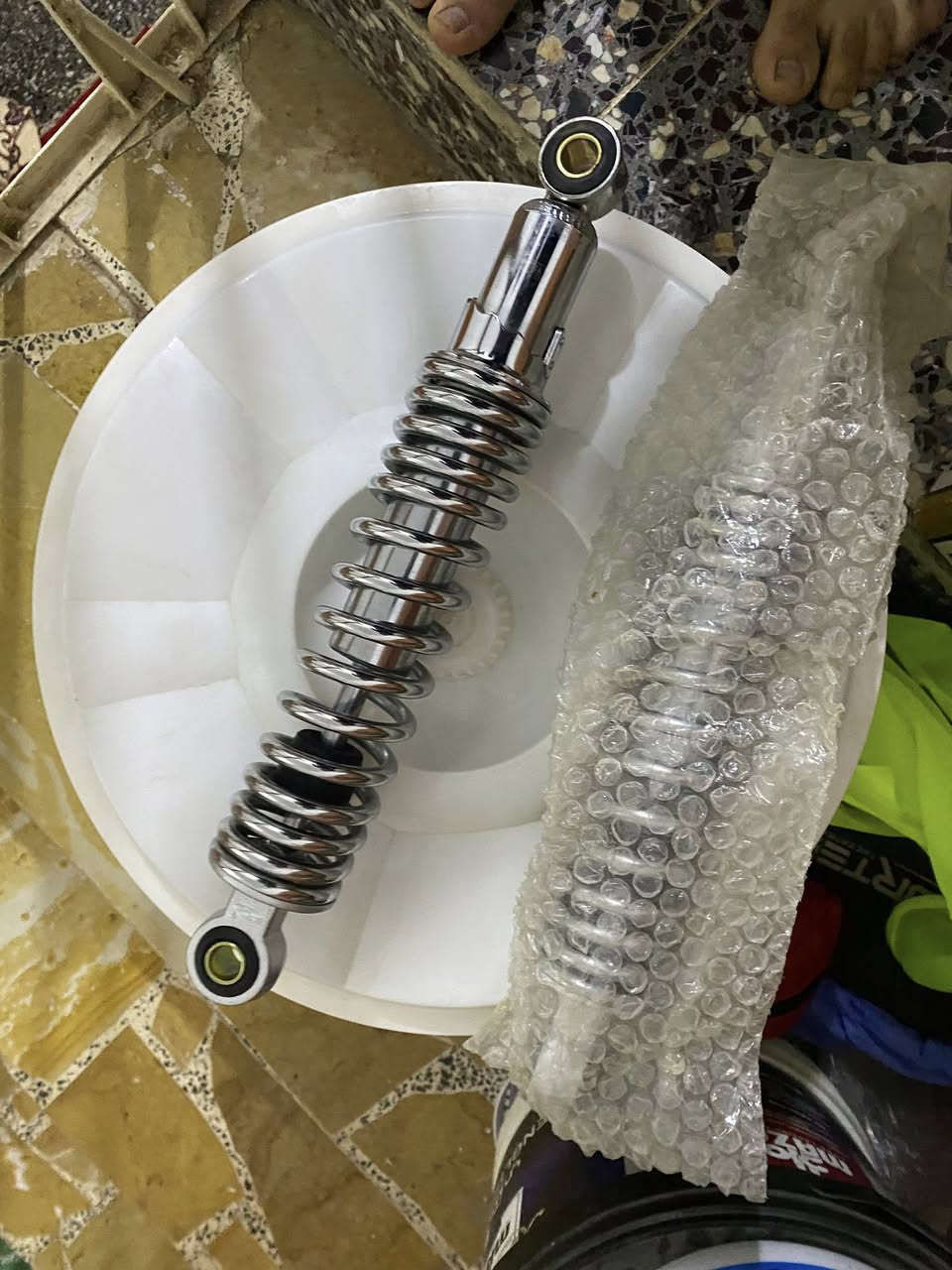 سلام عليكم
غراض نامه جوه سوك للبيع جدد ما مسخدمات ابد بعدهن ب جيس 

التانكي ينباع ب 25 ب 15 قفل

الدبلات ينباعن ب 23 ب 15 قفل 

مكاني ديوانيه عفك 

*********** 📞
