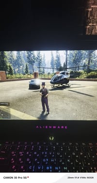 لابتوب العاب للبيع المواصفات بالصوره يشغل كل الالعاب اني مشغل عليه لعب...