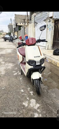 دراجه للبيع الريان وحش الكون الvrP دراجه 6بطاريات مسطره لايت زنون عالي...