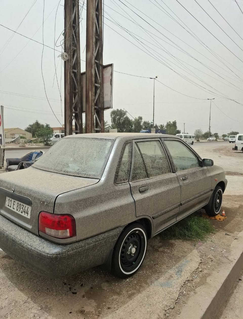 السلام عليكم شباب للبيع سايبه 12 ماشيه 100الف سياره مقفوله من كل نقص جاهزه سياره مصبوغه صبغ عام جماليه فقط سياره جديده احلى من الصور السعر 50 وبيها مجال قليل*********** 《***********
