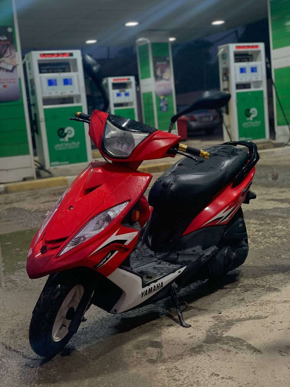 السلام عليكم 
دراجه GTR جي تي ار حديث للبيع

مواصفات عداد شاشه تجي 3 الوان بك لايت خليه ويل ابيض

التزويدات كلجات + يدات

الدراجه اطلع معدل 120 اذا اقل ترجع

امانه الله دراجه كلش حلوه ومكينته بالكارتون منزله من الرمبه وعلى ايدي تبديله دهن كل اسبوع وبانزين كله محسن فلتر شوته كل اسبوعين يتغير مداريه كلش تاخذه مني تصرف عليهه بس بانزين ودهن 
 
ملاحضه بيه فقط كسر بالبجم ومصلح الجناي والي يريد دراجه ماتوكفه مايهمه لان مامبين

السعر 1250 وبيه مجال للطيبين الي يكول غالي اني حلالي وهذه سعري دراجه متئكد منه وتجي تاخذه من البيت 
مكاني التاجي 
رقمي *********** بغداد, العراق
