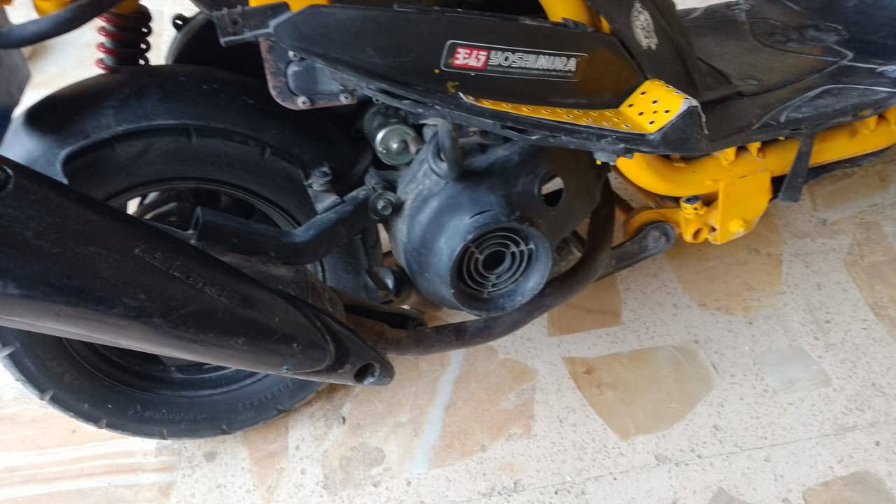 سلام عليكم دراجه ماكس عدله محرك بلاد مامفتوح ستيرن قطعتين دراجه مال لعب شلعه تاكل الكاع معدل مخيف نقص سلف .. السعر 350وبيها مجال حك الجيه مكان بغداد حي العامل الستفسال التصال‏‪***********‬‏
