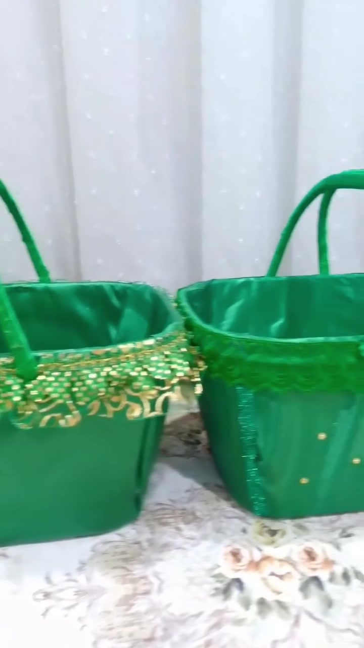 سلة توزيعات شغلي  لـشهر محرم 
سعر السلة 7 الاف حجم كبير 
قياس / طول 26 سم
 /العرض38 سم
 
الحجز قبل3 ايام يوجد توصيل لجميع المحافظات العراق 

#العراق #تفاعل #اكسبلور #توزيعات_محرم 
#المثنى_الرميثة


**إذا كنت صاحب هذا الإعلان وتريد حذفه لأي سبب، رجاءا أرسل رسالة إلى الدعم الفني**
