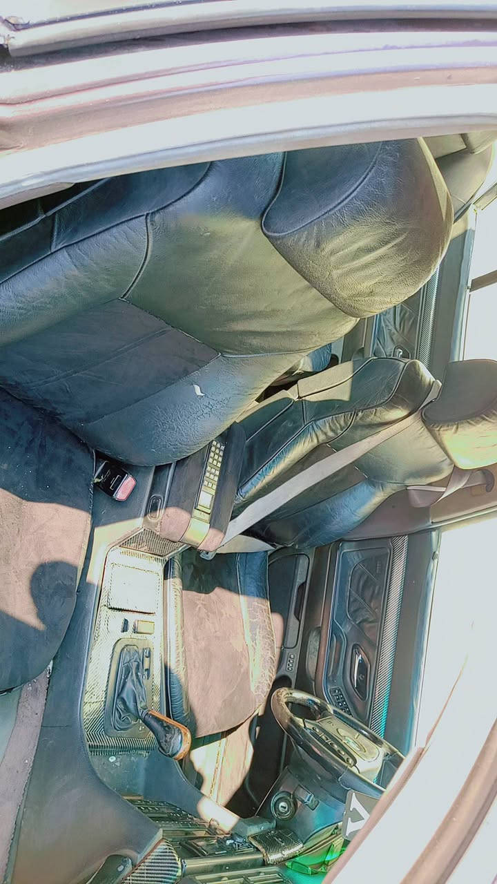 ‏للبيع بي ام موديل 1995 .
‏حجم 740 مكينه 8 سلندر 
‏رقم ديالى ألماني مشروع وطني تحويل مباشر. 
‏ مكفوله من العيب الشرعي شرط تحويل 
‏ كير مكينه كلها خير من الله 
‏مواصفات معروفه مالتها.بيها تخم تاير 2025 صار 7 ايام من شديه وبدل دهن محرك ولكير وفلتر محرك ولكير وبدل صدر امامي جديد اصلي عدا دبلات مبدل بيها فيت بم وبيها واحد احتياط 
عنوان البياع تقاطع درويش 
مراسله واتساب***********
بسعر مناسب
