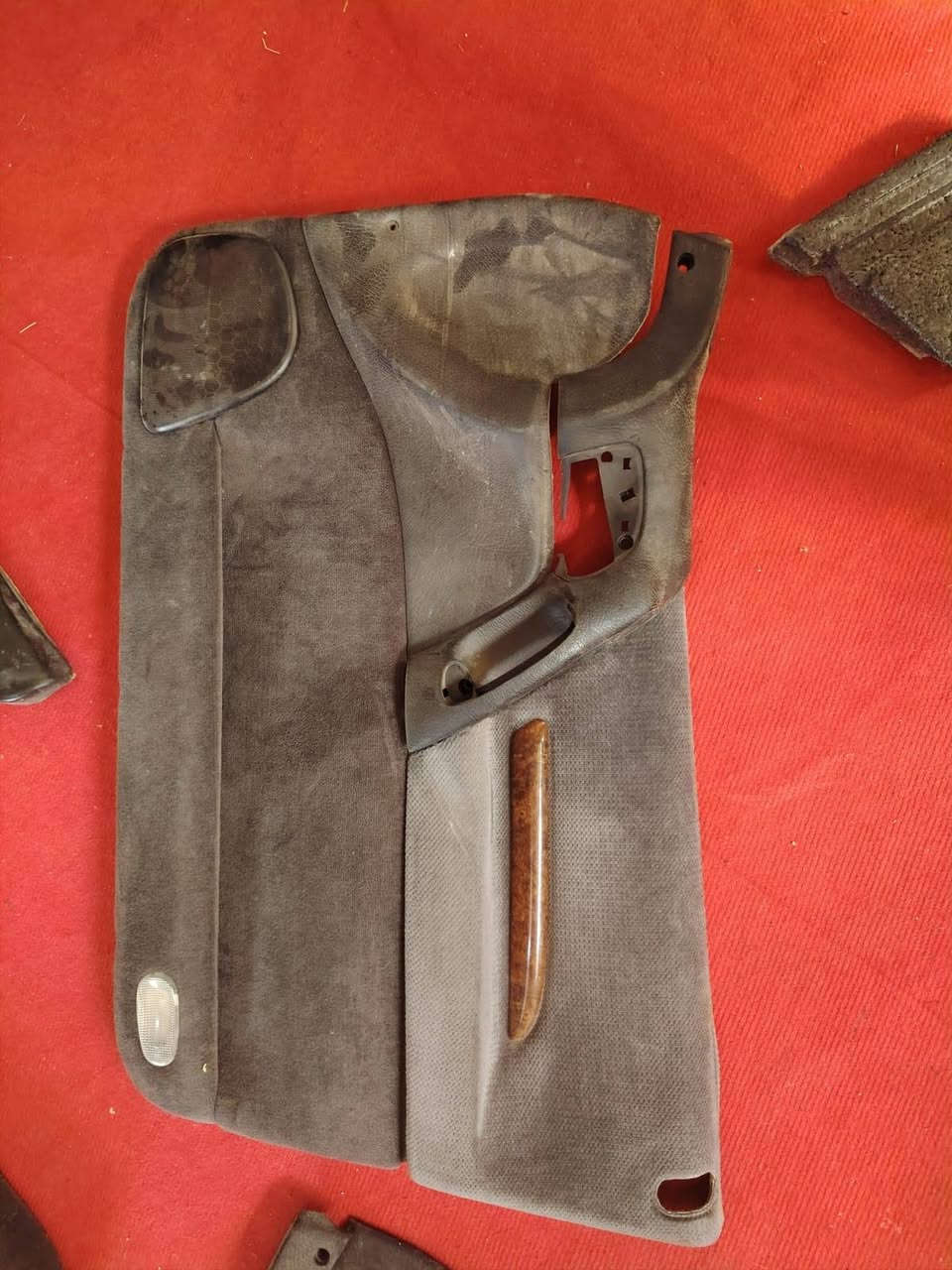 ابطاين اوبل بزون يرهم ال 94 وال 95 و96 و97
نظافة 95% مع توصيل سعر 75 الف 
‏‪‪***********‬‬‏
‏‪***********‬‏
