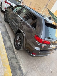 كراند شيروكي التمدد فول مواصفات موديل 21 وارد أمريكي بدون ضرر ولا صبغ ...