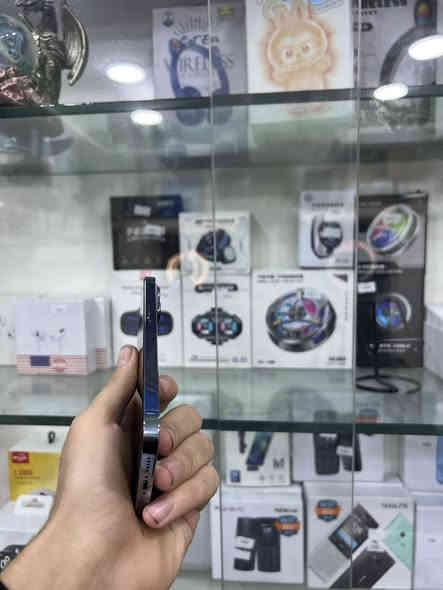 السلام عليكم أيفون 13برو برو نقال نظيف ‎%‎90بطاريه96ذاكره 256للاتواصل ***********
