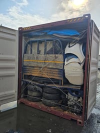 حاوية واردة • محل حيدر الدبي • توصيل بغداد