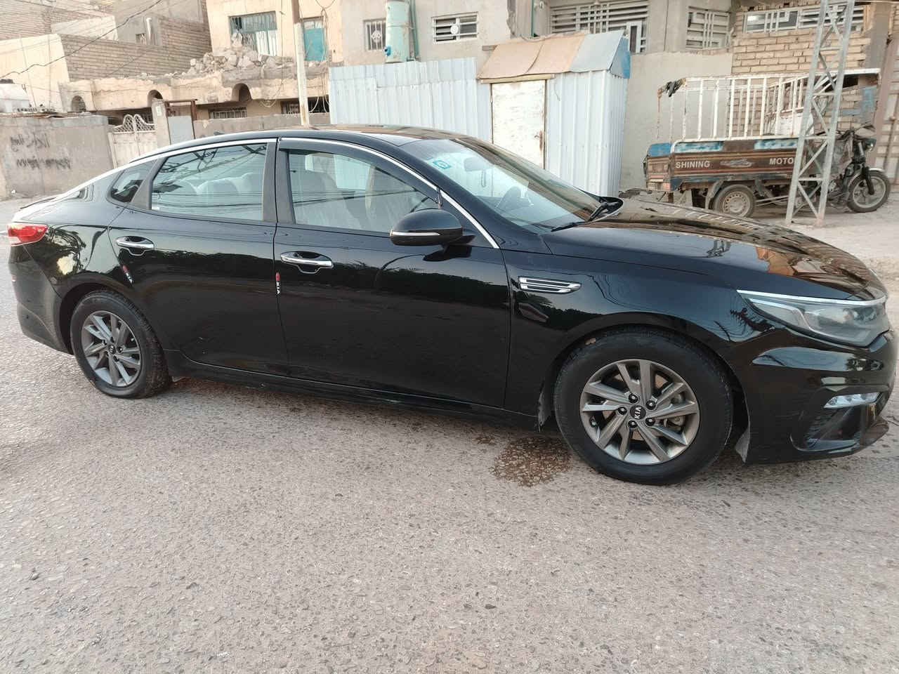 يالله السلام عليكم سياره نواع اوبتما موديل 2019 وارد أمريكي  سياره نص فول  جاهزه من كلشي مكينه كير حداديه تبريد كفاله عامه كامره شاشه حساسات ستيران كشن كهرباىي  مري شفط بيها 2 قطع حادث أمريكي  بدون دواخل جاملغ بنيد باب تبديل تبديل سياره جاهزه من كلشي  ابسمي تحويل مباشر  مكان كربلاء  اتصال على هاذه رقم *********** السعر 112 بيها مجال
