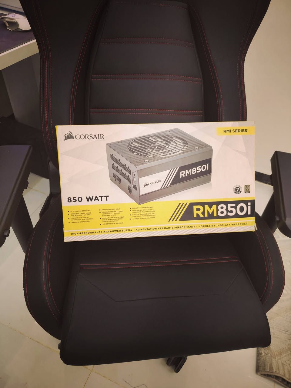 ​Corsair RM850i 850 Watt 80 PLUS Gold Certified Fully Modular Power Supply
الشركة المصنعة: Corsair (كورسير)
​الموديل: RM850i
​القوة: 850 واط (850W)
​شهادة الكفاءة: 80 PLUS Gold (توفير عالي للطاقة وكفاءة ممتازة)
​نوع الكيبلات: Fully Modular (بالكامل موديولار، يعني تكدر تفصل وتركب الكيبلات اللي تحتاجها فقط لترتيب الكيس)
​ميزة الـ i (Corsair Link): يدعم التوصيل بالكمبيوتر لمراقبة استهلاك الطاقة والتحكم بسرعة المروحة عبر البرنامج بشكل رقمي الرقمي (Digital Monitoring).
​المكثفات: مكثفات يابانية عالية الجودة (Japanese Capacitors) لتحمل درجات

للمهتم فقط اكتب تم واني ادخلك خاص او التواصل على الرقم وتساب او على الخط... ***********
