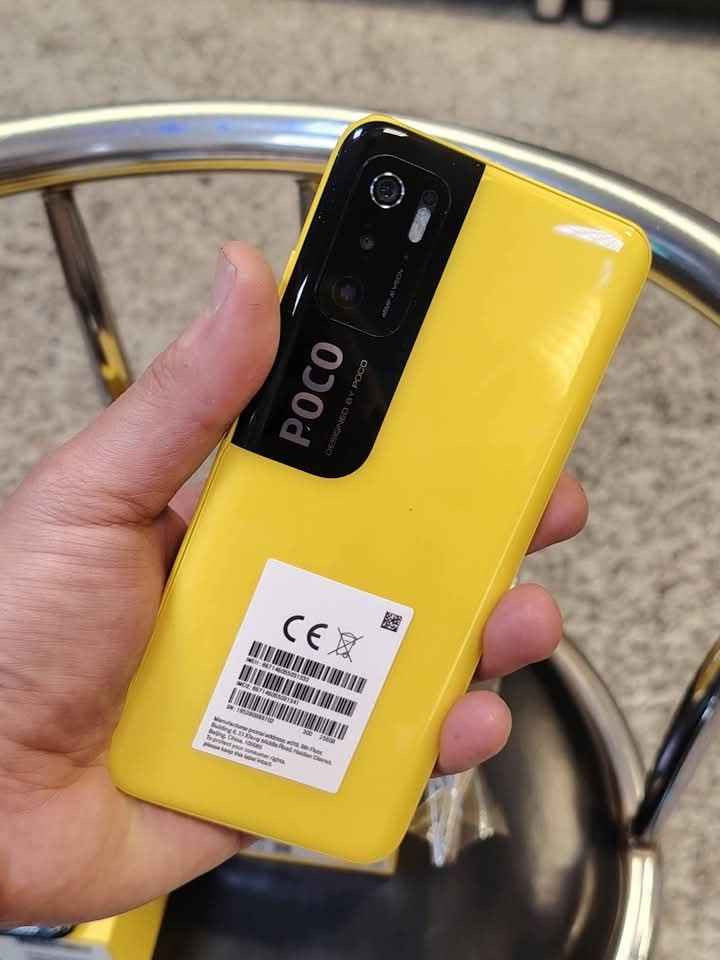 عيد مبارك ع امه محمد اجمعها 
الأقوى جهاز بالالعاب والتصفح مع ضمان بوكو m3 pro نسخه 5G
ذاكره ٢٥٦ رام ٨ كيكا
كاميرا خلفيه ثلاثيه بدقه ٤٨ +٢+٢ ميكابكسل
معالج قوي بالالعاب دايمنستي ٧٠٠ نسخه 5G  بالالعاب ٦٠ فريم
بطاريه ٥٠٠٠ ملي امبير
يمتاز جهاز بمواصفات التاليه
يتميز هاتف بوكو m3 pro 5G ، حيث يجمع بين دعم شبكات 5G السريعة، ومعالج MediaTek Dimensity 700 5G القوي بتقنية 7 نانومتر، وشاشة 90 هرتز سلسة، وبطارية 5000 مللي أمبير تدوم طويلاً، مع تصميم عصري وأداء ممتاز في الألعاب . 
سعر ١٣٥ الف توجد خدمه توصيل 
‏‪بغداد زيونه ربيعي مقابل مول دريم ستي 
اذا اتاخرت بالرد يرجى مراسله ع واتساب  أو اتصال 
***********
*********** بغداد, العراق
