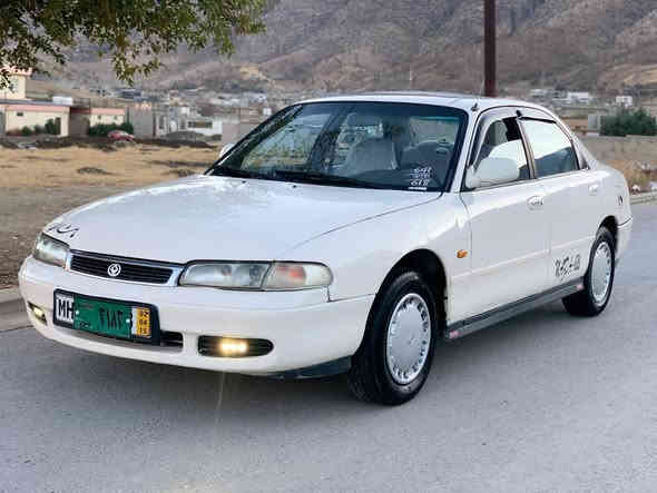 مازدا فاسولیا مۆدیل 1993 گێر عادی سەنەوی ئەسلی و وەکالە، بێ سبوغ و بێ لێدران، پێشی و پشتی کەپسە، گێر و مەکینە و سەنەوی و ئەولیات و تەقە و ڕەقەشی بەشەرتە نرخی 38 و معامەلە .... 
***********
*********** سوران
