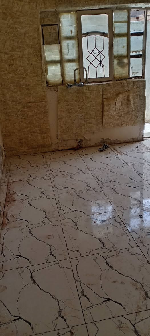بيت للايجار المساحه ١٢٠ متر في بانميل موبايل ***********
