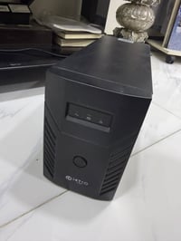 1-يو بي اس 2000 اوف لاين للبيع مستعمل شي بسيط (50)الف  2-سماعات مستعمل...