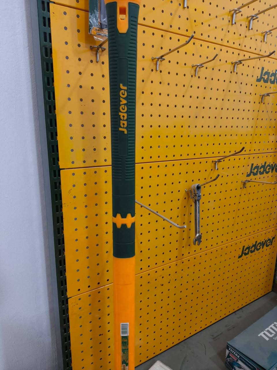 مطرقه ليبره 6" الطول 900 ملم يده فايبر ثقيل ماركه جيدافر سعرهه 20 الف مطرقه تفليش 2000 غرام يده خشب ماركه جيدافر سعر 10 الف متوفر توصيل الجميع المحافظات العراق


**إذا كنت صاحب هذا الإعلان وتريد حذفه لأي سبب، رجاءا أرسل رسالة إلى الدعم الفني**