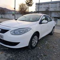 رينو ٢٠١١ • اوتوماتيك • أبيض