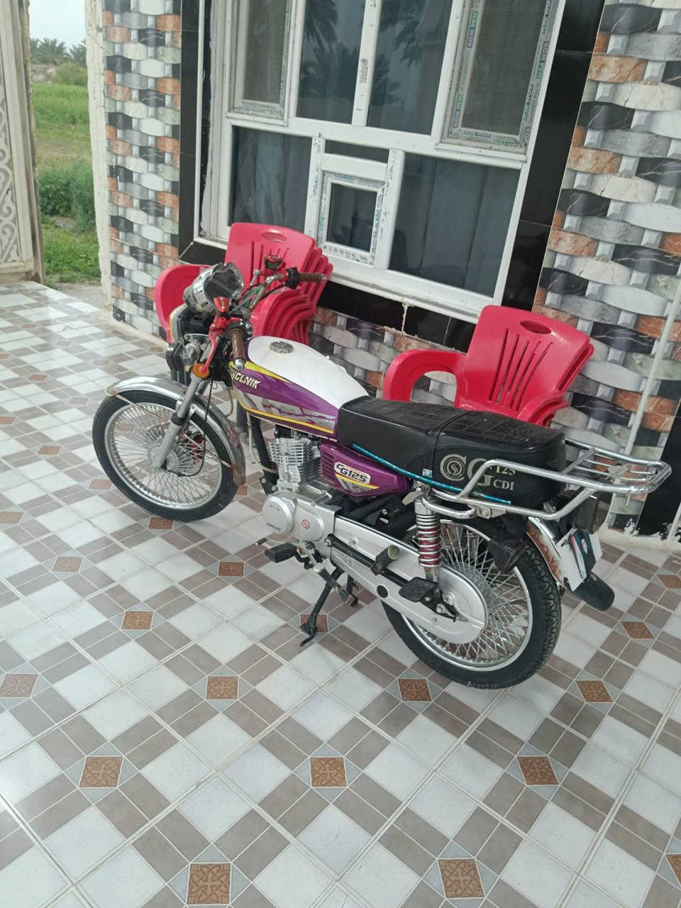 السلام عليكم ورحمه الله وبركاته 
للبيع دراجه 2024 شركة سونيك 
الدراجه جديده وما مشتغله متروكه 
عنوان بابل سريع 
السعر 700. بيها مجال 
***********
