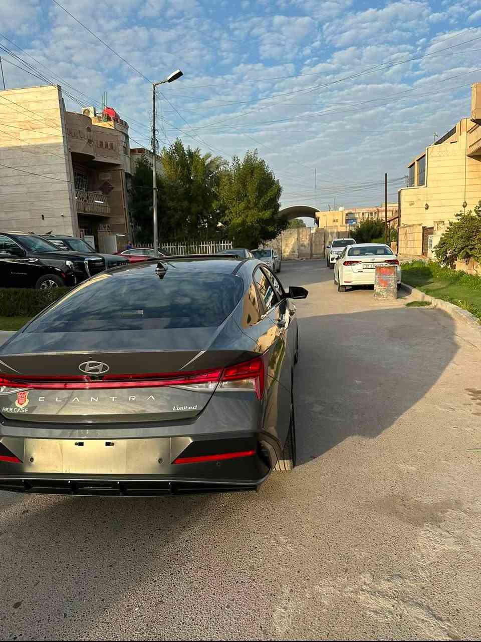 💥النترا 2024 لمتد بسعر  مناسب💥
153$

ملاحظة : السيارة بدون رقم تكلفة الرقم 14 ونص

صور الحادث مرفقة 

ماشية : 17 ميل

النترا  2024 لمتدد فول 1/1 

1-بصمة تشغيل ابواب وصندوك

2-فتحة سقف ( سلايد روف ) 

3-محرك 2000 Doch دوش المرغوب 

4- 4كامرات امامية خلفية جانبية 

5-رادارات 360 درجة ( امامي جانبي خلفي )

حساسات امامي + خلفي 

6-مانع تصادم الامامي والجانبي والخلفي

7-التحذير عند فتح الباب 

8-دشبول شاشة 4 وضعيات للعدادات

9- 3 وضعيات قيادة ( عادي سبورت ذكي ) 

10-مثبت سرعة ذكي ( التحذير عند مغادرة المسار )

‏11- Auto Hold التوقف لفترات قصيرة

12-الهاند بريك بصمة

13-شاشة حجم كبير تدعم نظام الابل كار بلي 14-والاندرويد اوتو بدون كيبل يربط التلفون 

واير ليس و GPS  

15-شحن واير ليس 

16--ويل كب ١٧ مميز 

17-نظام الصوت Bose عدد السماعات 9 

18-تشغيل عن بعُد 

19-المراية الجانبية كهرباء اشاير بالمري 

20-اضواء ترحيب عند الاقتراب 

21-لايت لد 3عدسات  

22- كشنات جلد 

23- كراسي كهرباء

24-نقطة عمياء

25-تدفئة بالكشنات

26-لد متغير الالوان ١٢ لون على طول الدشبول

27-كير اوتماتيك و S وعادي ٨ نمر

28-تحديد مسار وقيادة الية والسياقة على خطوط 

الشارع في حال الاجتياز تنبهك

30-مانع انزلاق ومانع تصادم

🔷حادثها جاملغ وربع البنيد تعديل نفسهن 🔷☑️ 

📝 كير ومحرك كفالة عامة + تبريد ثلج📝

مكاني بغداد📍

رقم الهاتف : ***********
