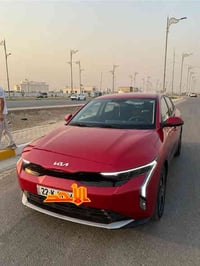 K3 مكسيكي وليس صيني )خليجي)   مكفولة بيها فقط رصعتين بخشم البنيد وشخوط...