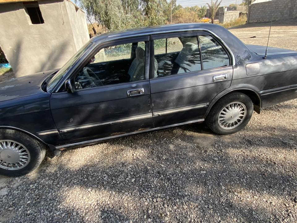 موديل 93 فحل سياره خير من الله حداديه ستوني سويتهه تخم تاير جديد السياره كفالة من الصبغ بلادي تحويل ثاني يوم 
السعر 70 وبيهه مجال 
الاتصال 
‭0786 687 3367‬
