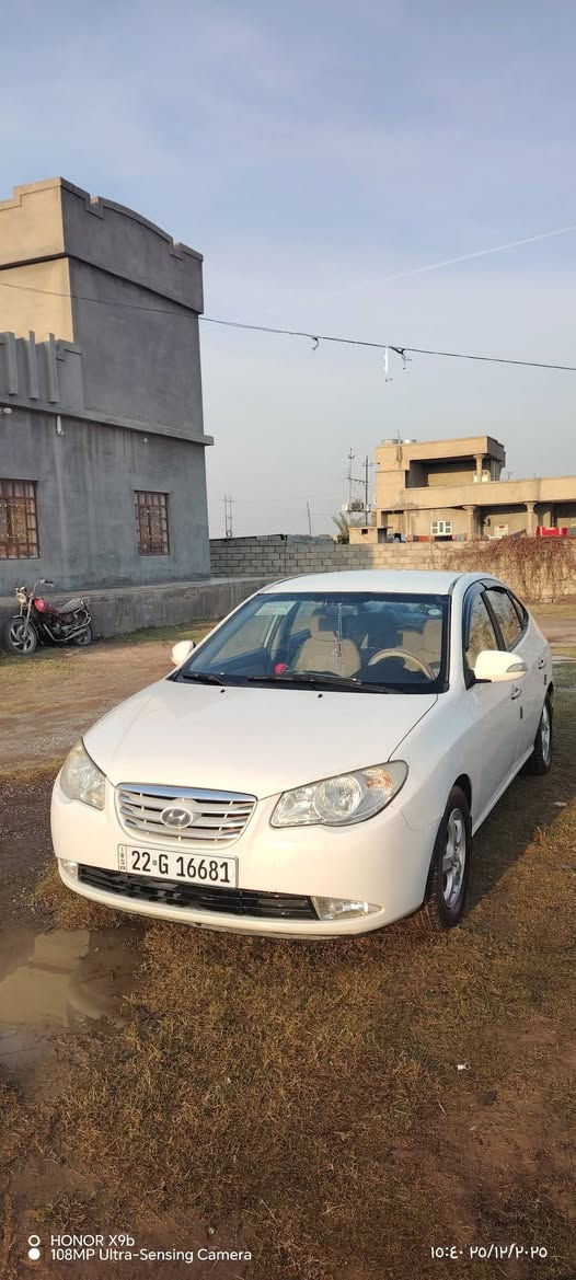 انترى 2011خليجي محرك وگير شرط بااسمي هزة وسنويه جدد كبل اسبوع غرامات مصفرة رقم اربيل الجديد جاهزة وماناقصها برغي بيها شبر صبغ فقط بطارف الباب
 ومكان بارد باالجاملغ الايسر بطارف السعر 120وبيها مجال 
 محرك 1600................ ***********...
