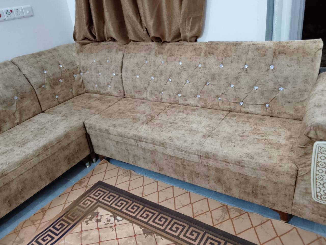 ديوان نضيف السعر ١٨٠ الف


**إذا كنت صاحب هذا الإعلان وتريد حذفه لأي سبب، رجاءا أرسل رسالة إلى الدعم الفني**