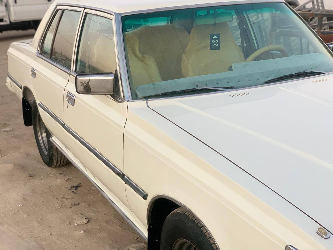 السلام عليكم للبيع سوبر ٨٢رقم انبار مجدده لغاية ٢٠٢٧شرط التحويل مكفوله كفاله عامه من الصبغ والبارد والتبديل السياره وضع الشركه مابيه اي نقص السعر ٦٥ورقه العنوان بابل الاتصال ***********
