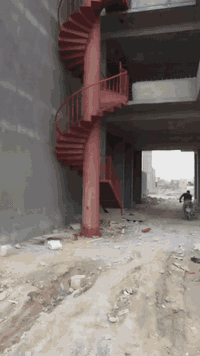 اسلام عليكم اخوتي مستعدون لعمل الجملونات والاسقائف والهيكل الحديد هاتف...