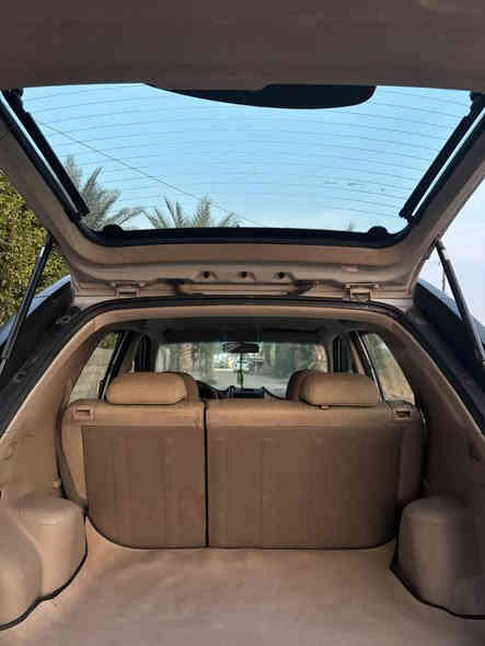 اسلام عليكم كيا سبورتج موديل 2009 خليجي تخم تاير جديد السياره نضيفه التبريد نقص فقط كمبريسر السياره ماشيه 250km محرك 2000 / 4 سلندر 
السعر 120 وبيها مجال 
العنوان / بغداد / ناحية الرشيد 
***********
