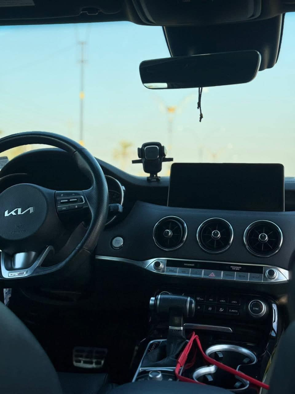 كيا ستنكر 2022 GT line وارد امريكي
سعره 172 ورقه وبي مجال وماكو هيجي سعر بسوك  
حادث خفيف صور الحادث بلمنشور وصور سونار ايضا بدون اي دواخل

المواصفات : 🐎
محرك 2500 تيربو 4سلندر 300 حصان 🐎 
بصمه تشغيل+بصمه ابواب  
اشاره ب المري مع رادار نقطه عمياء 
ضوء ترحيب
حساس خلفي مع كامره وضعيتين
رادار امامي 
 رادار خلفي توقف ذاتي 
كشنات جلد (كشن السائق كهرباء)
 تدفئه ب المقاعد 
تبريد امامي + خلفي
سايد بريك بصمه 
خمس وضعيات قياده شاشه ذكيه 
شاحن واير لس نظام صوتي فول 
فول للاخير ما عدا الفتحه
مابيها أي مصرف
السياره جديده كلش ونصبتها احلى من الصور بهواي
*********** مكانه كربلاء
