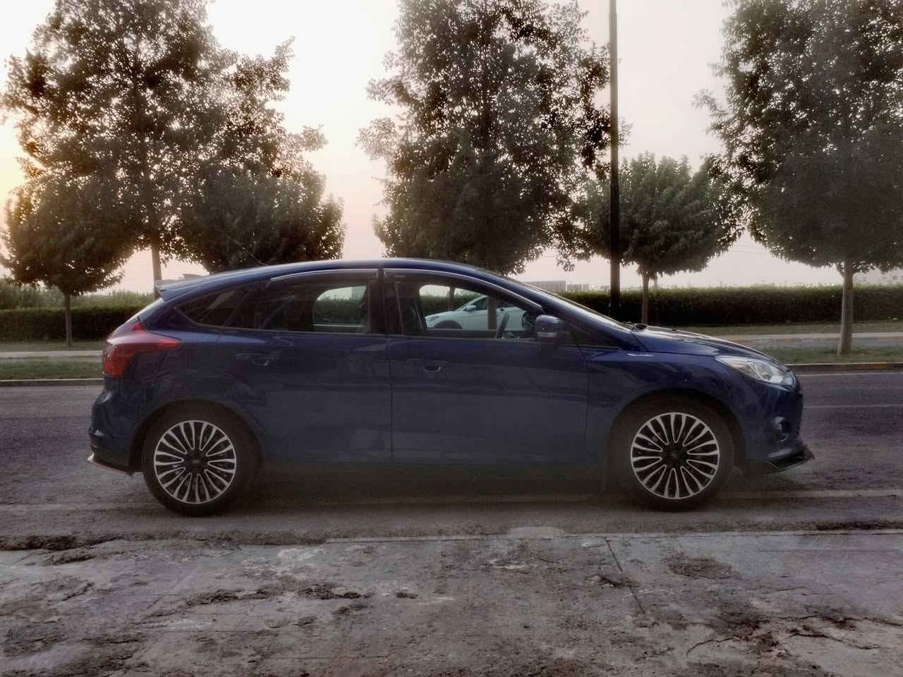 لبيع سعر 77 مجال بسيط
2قطع صبغ 3عل بارد 
محرك 16قتصادي
سيارا مو ناقص برغي 
كير محرك مكفول
تبريد ساخن بشرط
طايرات جديد ويل جديد لايت زينون
تحويل بشرط
هزه فحص سنويه كلو جديد
2014
***********
رجا الي مو شراي لا يتصل
