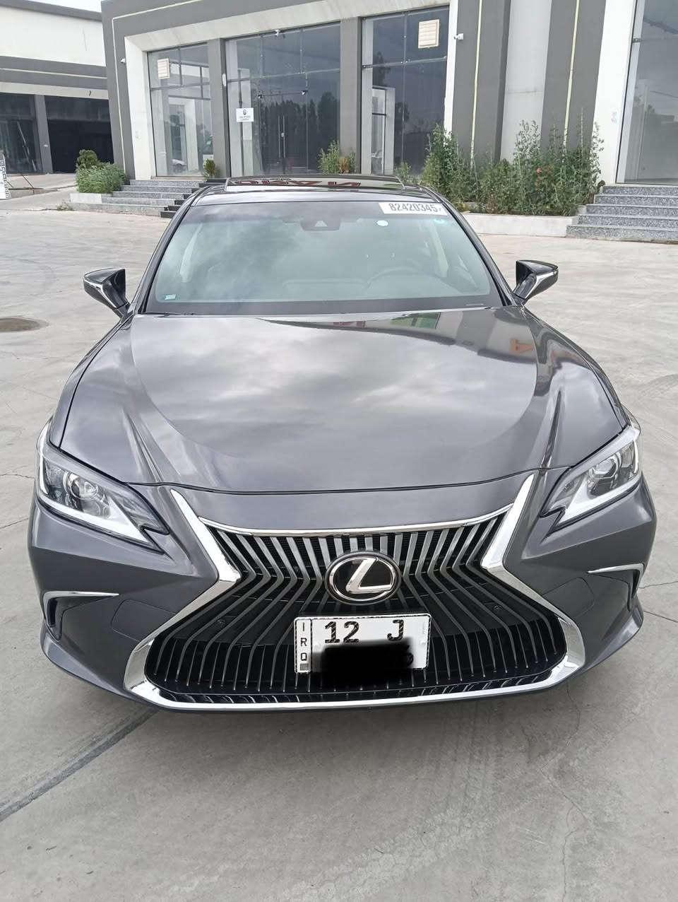 Lexus  ES 350  
موديل 2024 فول مواصفات
سلايد
محرك 6 سلندر 3500 / 302 حصان
نظام الدفع امامي FWD
اوتوماتيك 8 سرعات
شحن لاسلكي
فتحة سقف بانوراما
10 سماعات داخلية مع خيار الترقية إلى نظام Mark Levinson المكون من 17 سماعة.
نظام التحذير من الاصطدام الأمامي مع كشف المشاة
مثبت السرعة التكيفي (Adaptive Cruise Control).
نظام المساعدة في الحفاظ على المسار
مراقبة النقاط العمياء (BSM) مع تنبيه حركة المرور الخلفية.
شاشة عرض على الزجاج الأمامي (Head-Up Display)في الفئات العليا

ماشية 16 الف فقط ميل 
رقم شهداء نينوى (باقي سنتين وتتحول) وكالة من الشرعي
ضررها بوند فقط بدون دواخل
ايرباك سليم
مكاني الموصل 
السعر اكتب 1 ويجيك الرد مباشر على الخاص
رقم الشاصي
58ACZ1B13RU174038
للإستفسار
*********** واتساب
*********** واتساب الحمدانية, نينوى
