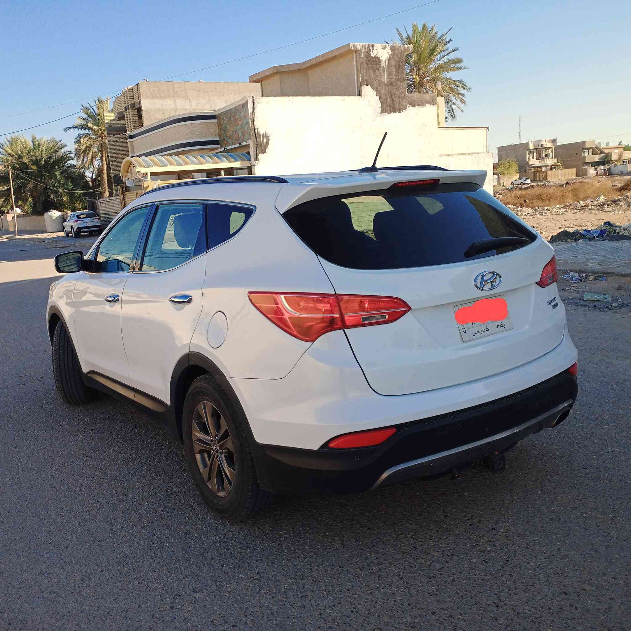 سلام عليكم ورحمه الله وبركاته
سنتافيه موديل١٣ امريكي 
حادثه جاملغ خلفي وباب خلفي
سياره جاهزه اي نقص ما بيه 
نص مواصفات 
📍كشنات كهرباء 
📍كشنات تدفئه 
📍قطعتين تبريد 
▫️لد امامي
فور ويل 
محرك 2400
ماشيه 135
رقم بغداد تحويل مباشر 
سعر 130 وبيه مجال 
الاستفسار
***********
*********** بي واتساب
