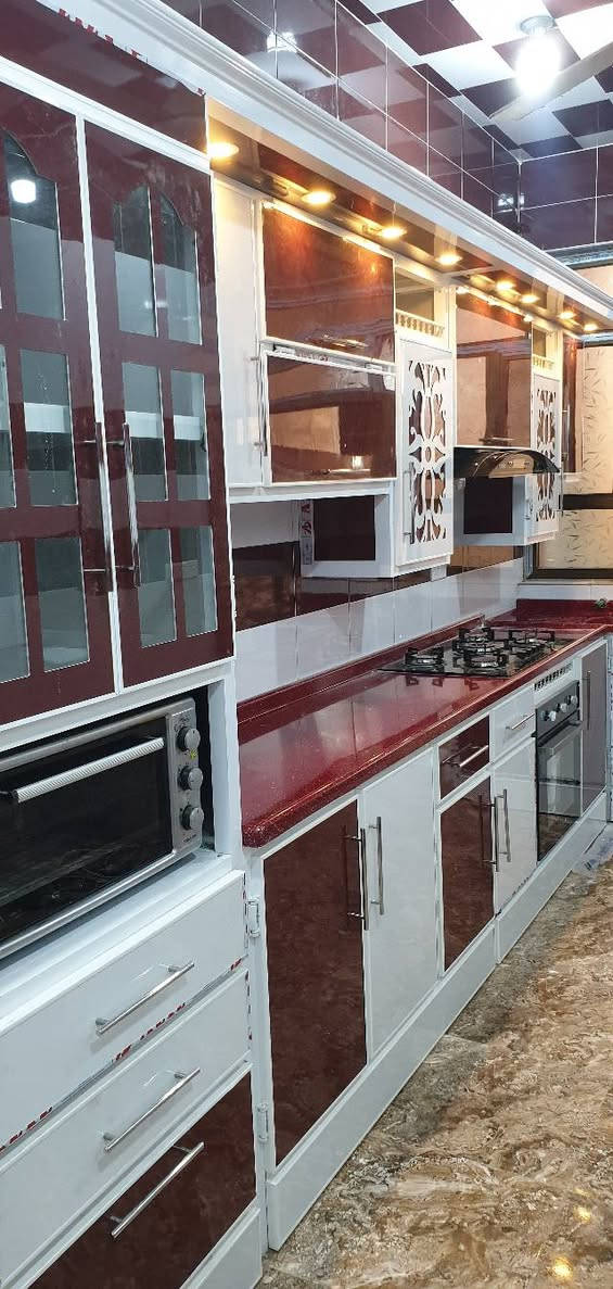 استبدال المطابخ القديمة بمطابخ حديثة مع الفرق
معمل قاسم للالمنيوم 
هيت حي الجمعية مقابل مجمع ركن الزهور 
***********
