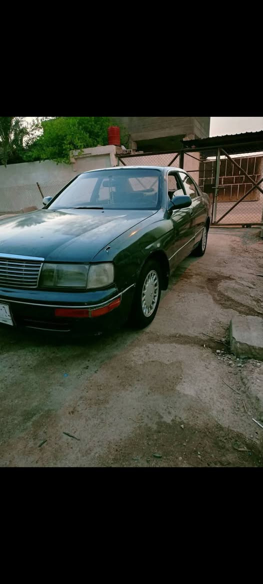 السلام عليكم بطة متصل كوم حديد اتكفلك فقط بل اصوليات اوصلك الراعيها  بيها گصة قمارة بس السيارة حلوه ومرتبة مكينه وگير حلوات بس يرادلها شوية ترتيب مكاني البصرة شط العرب السعر المطلوب 37 وبيها مجال للشراي *********** وبلخدمة
