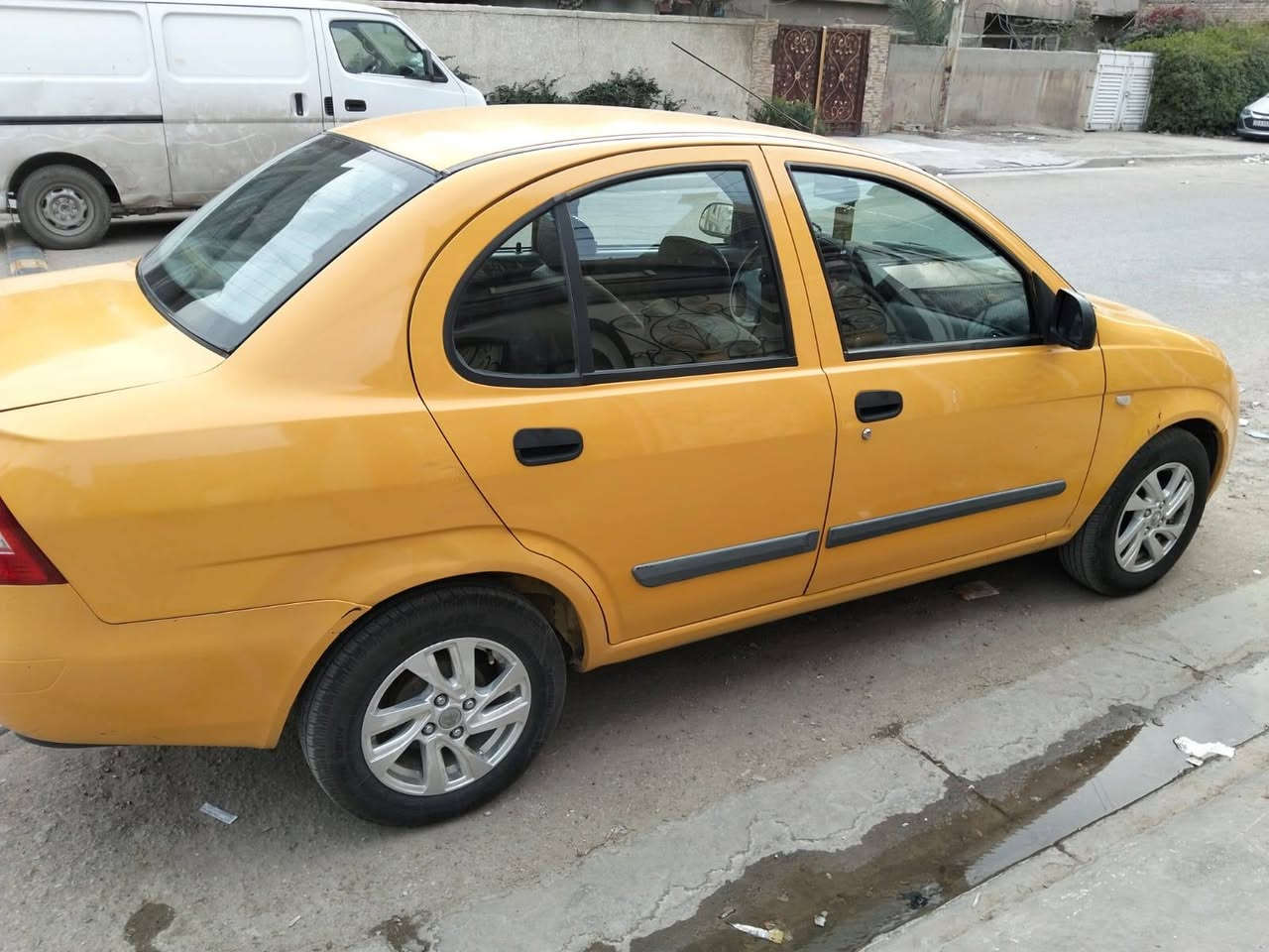 السلام عليكم
طيبا 2016 سياره جديده ماشيه 135 بعدها عله وضع الشركه سونار مرفق بل صور بسمي تحويل ثاني يوم مصفره هيئة وغرامات 48 قفل بغداد الشعب ***********
