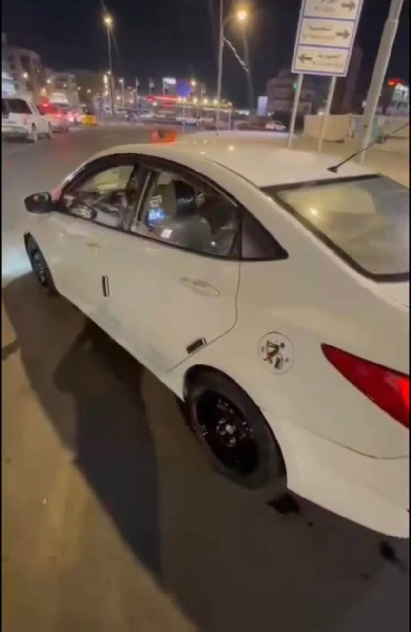 سياره اكسنت مديل 2015مكينه 1600جديده قبل 3ايام مشدوده حته مامسحوكه السياره نضيفه وتجي وشوف بعينك بيه بس جاملق الكدام مبدل وبيه كد شبر حالوب السعر 90 وبيه مجال مكاني البصره عشار *********** Singapore
