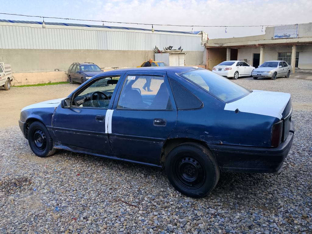 بۆفرۆشتن ئۆپل ڤیکترا مۆدیل91   علوجە کەفالەتی مەدەنی بەشەرت مەکینە 16 مەرغوب گێڕ و مەکینە بەشەرت تەقەو ڕەقەی نیە گەرمی و کارەبای کامل مەزبوت abs پاوەر  و دەژبولی نوێ چوار تایەو ویلی نوێ دەعامی بۆ دەعامی بەشەرت بێ مەسرەف سعری 10 گەلاو کەمێک مەجال بۆ زانیاری زیاتر تێل بکە واتساپ و ڤایبەر هەیە..
ژ.م ***********
ژ.م *********** أربيل, العراق
