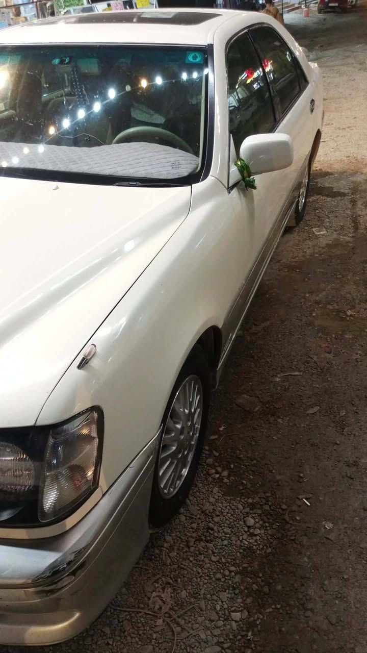 اسلاام عليكم ملكه موديل 2000 رقم قادسيه فول اربع دكم مداور ثاني يوم سياره جاهزه مكينه ديفور الجبير معروف موصفات الربعه دكم فتحه تحكمات كير مكينه حداديه بيه ضربه بجم صفحه مكصوصه او صفحه تعمير درجه اوله العنوان بغداد ابو دشير السعر 130 او بيه مجال رقم *********** مروس حسب القناعه
